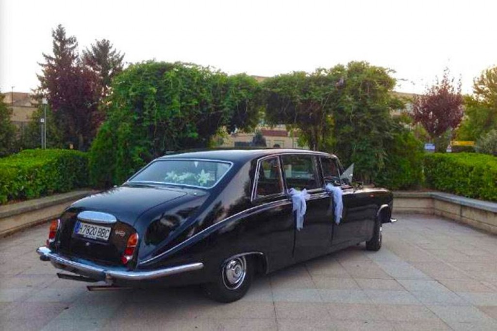 Daimler Limousine DS420